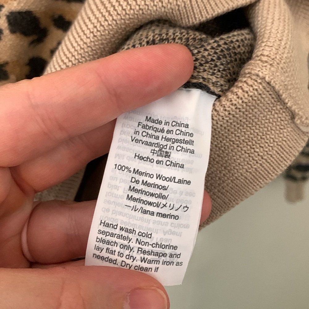 J. Crew Merino Wool Crewneck Sweatshirt in Leopard Size Small - Picture 5 of 7